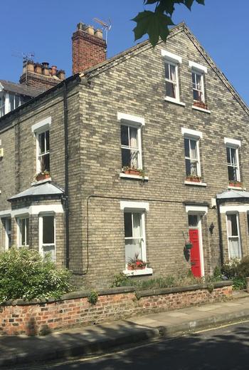 98b3f0d2 af9f 45f6 91ce 5661b3d71a07