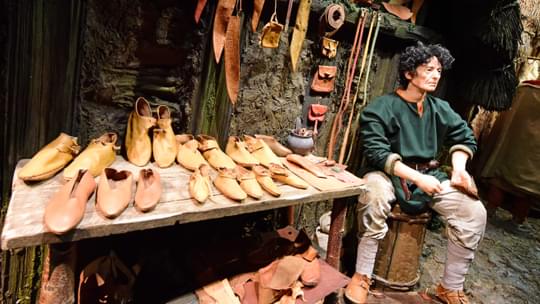 Coppergate Seller 3
