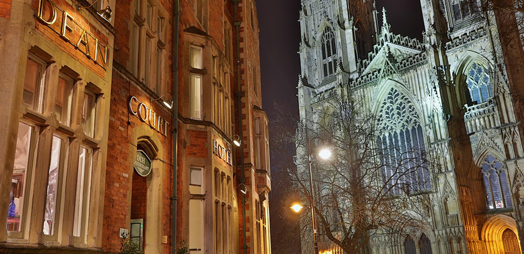 Dean Court hotel and York Minster night 003