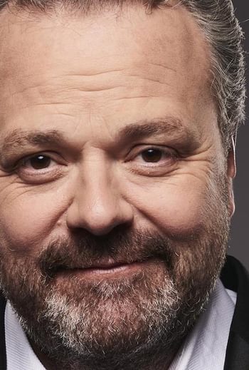 Hal Cruttenden Matt Crockett 75186 RT No Toothbrush SMALL
