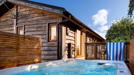 Rabbitdale Hot Tub