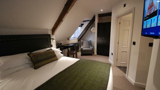 Room 12