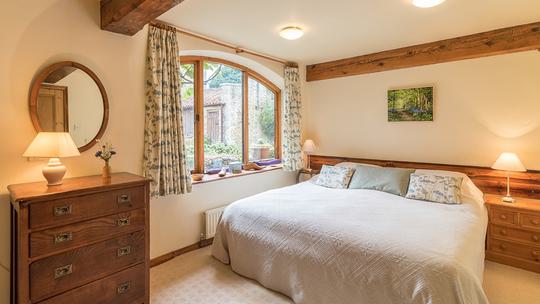 Sunset Cottages Valerian Bedroom 1046420992