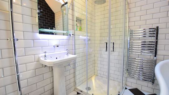 Trinity View bathroom 4 519328088