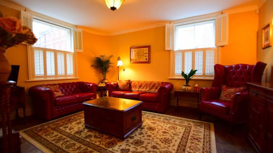 Trinity View living room 5 1918745703