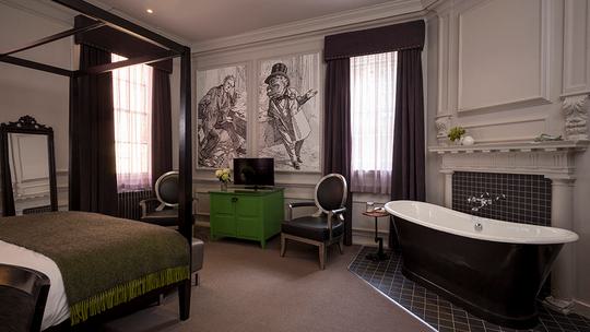 Room6